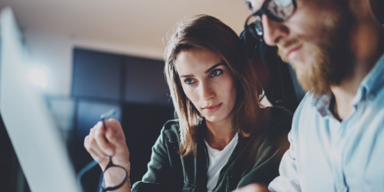 New Research Shows People Can Substantially Improve Their Decision-Making by Observing Others