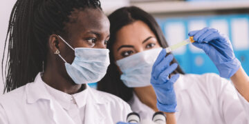 [Nature] Women are Credited Less in Science than are Men