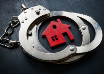Does anyone go to prison for federal mortgage fraud? Not many, the numbers suggest